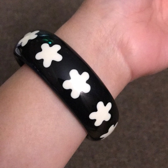 Bangle - Picture 2 of 3